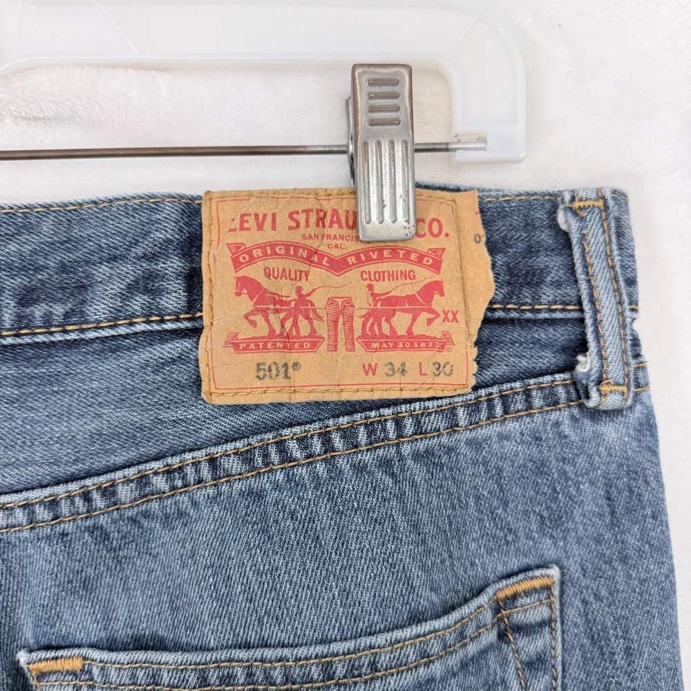 Levis 501 Jeans Mens 34x30 (34x28) Blue Original Straight Leg - Picture 8 of 10